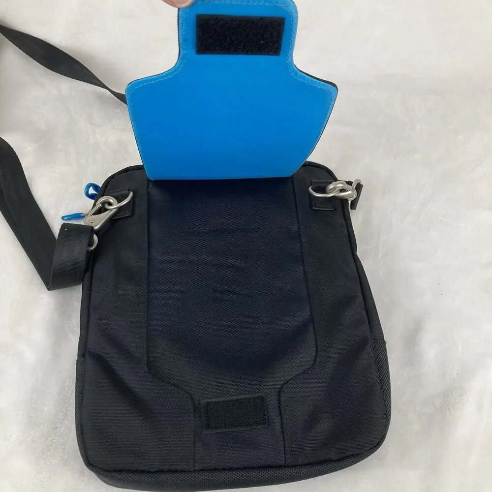 SOL Tablet Messenger Bag 11” Black Padded iPad Computer Case With Nylon Strap